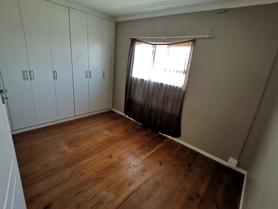 To Let 3 Bedroom Property for Rent in Stoneydrift Eastern Cape